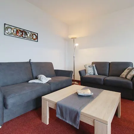 Two-Bedroom Apartment 0 in Hohen Wieschendorf Hohen Wieschendorf