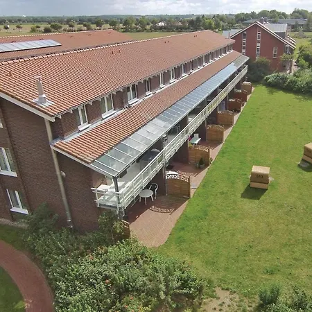 Apartment Apt, 3 *